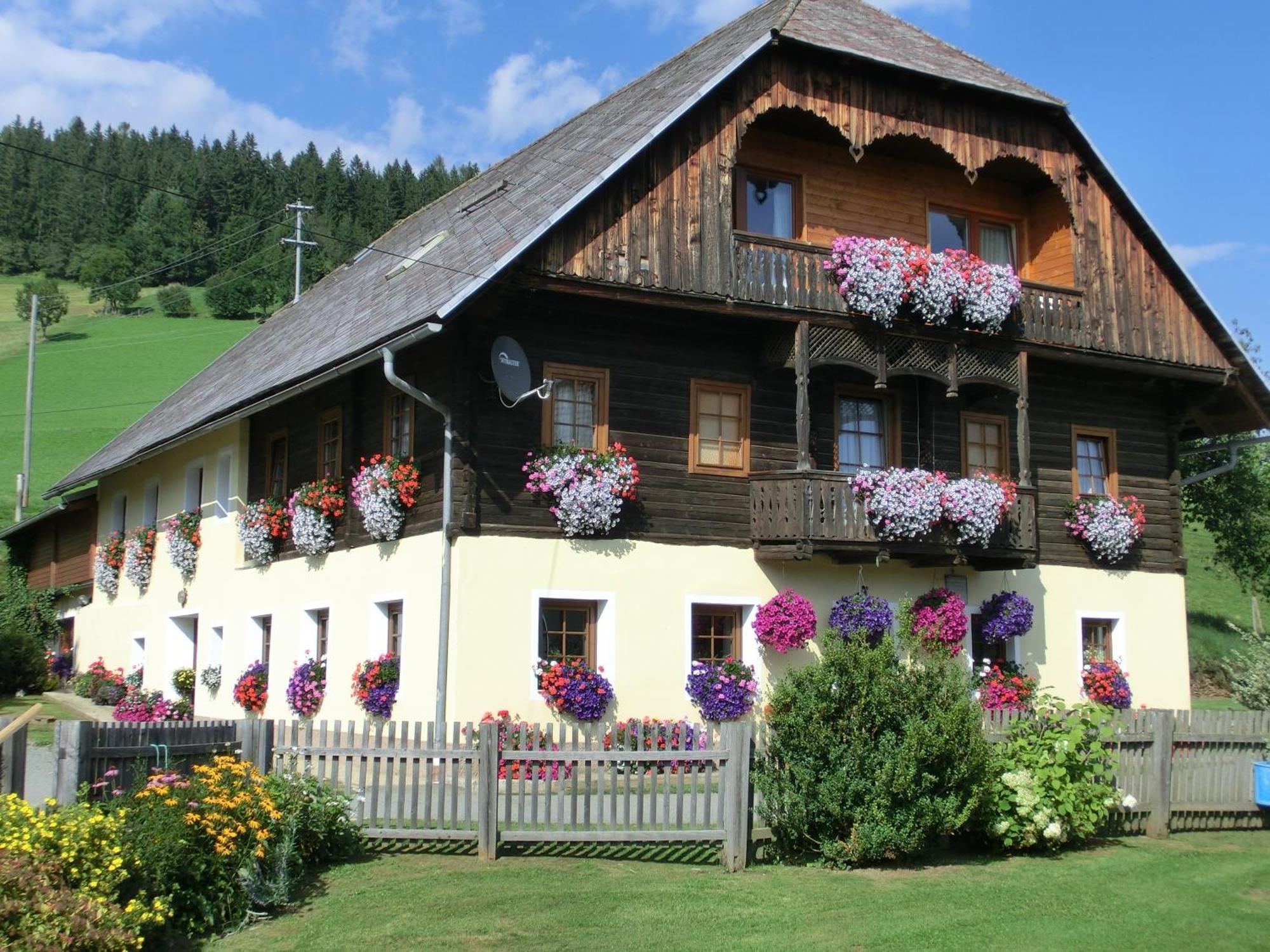Kniebergerhof Villa Liebenfels Екстериор снимка